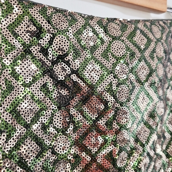 Banana Republic Olive Grove sequin mini skirt green gold size 0 - Picture 3 of 6